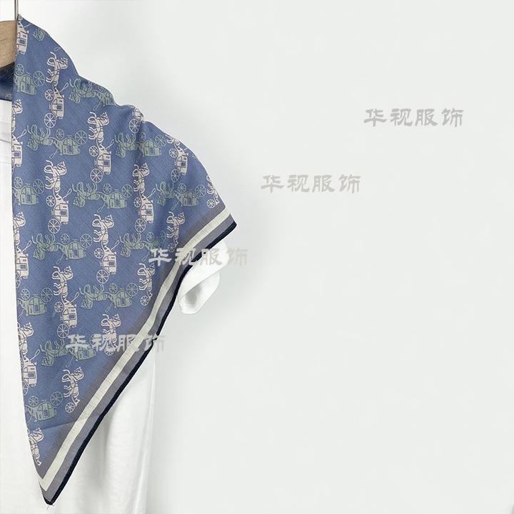 【牛仔马车】2025新品牛仔系列时尚丝绒手感65方巾围巾送礼蓝色