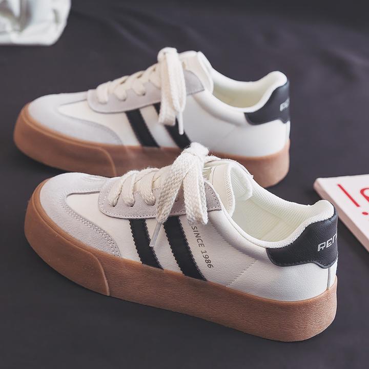 人本德训鞋2025秋季皮面小白鞋女复古百搭休闲运动平底街拍板鞋子