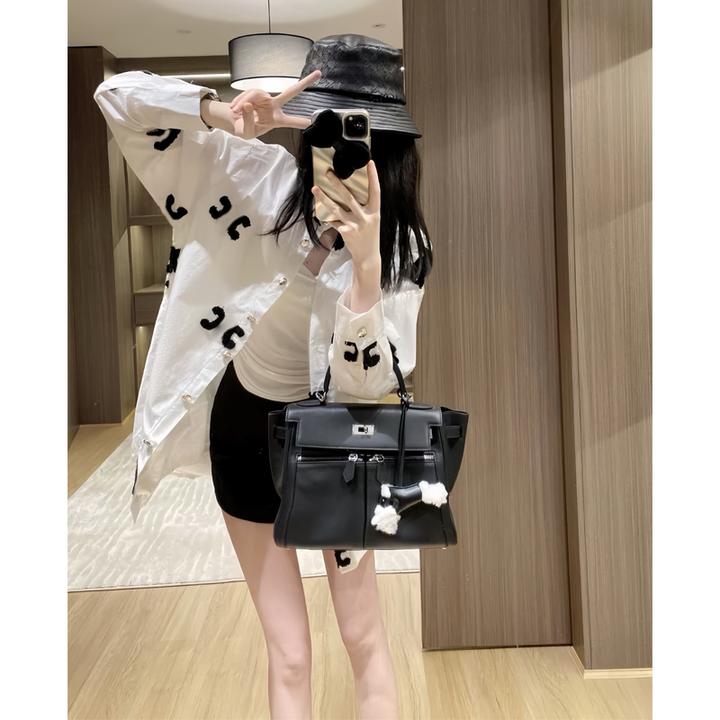 白色慵懒风毛巾绣C字衬衫女秋季时尚百搭复古设计感小众韩版衬衣