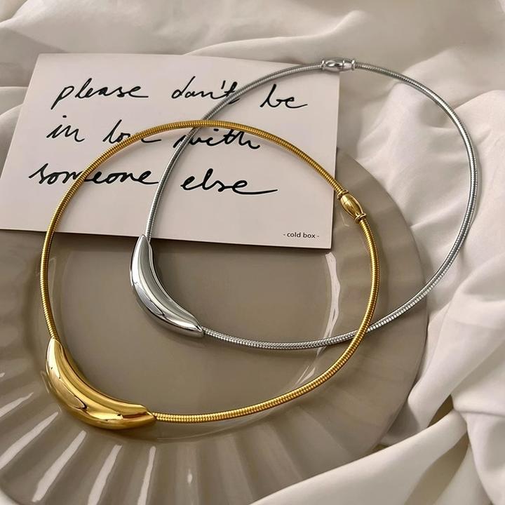 钛钢项链 高级性冷淡风锁骨链弧形弯管吊坠项链设计感ins时尚项圈