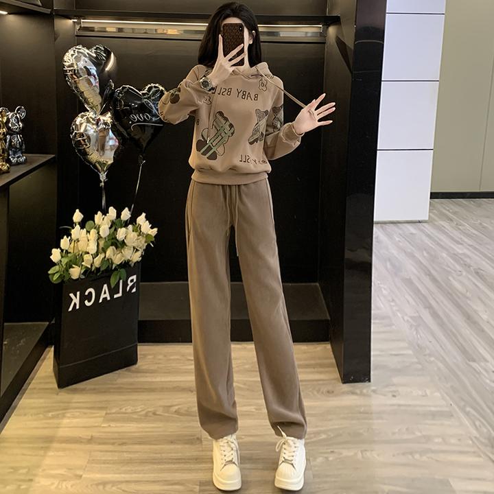 欧货休闲运动套装女冬季2024新款洋气高级感卫衣时尚阔腿裤两件套