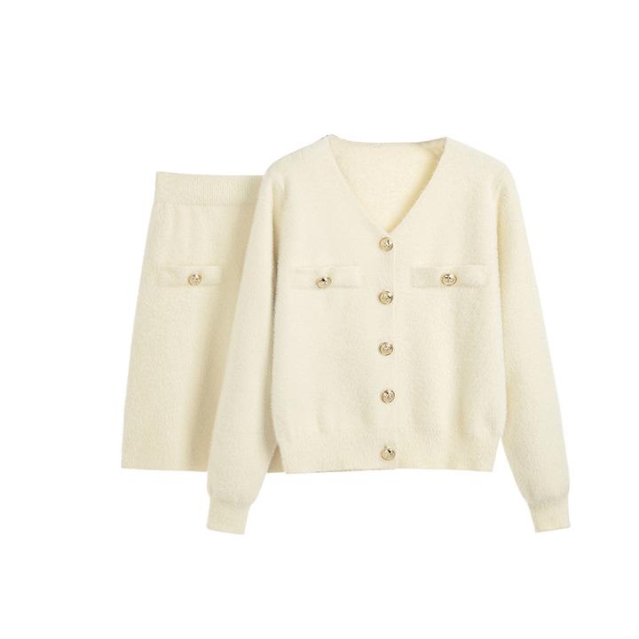 秋冬新款小香风时尚气质纯色仿貂绒洋气纽扣毛衣针织两件套装裙女