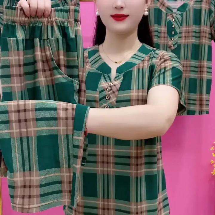 夏季新款剪刀领大格子休闲时尚显瘦洋气百搭女士减龄宽松短袖套装