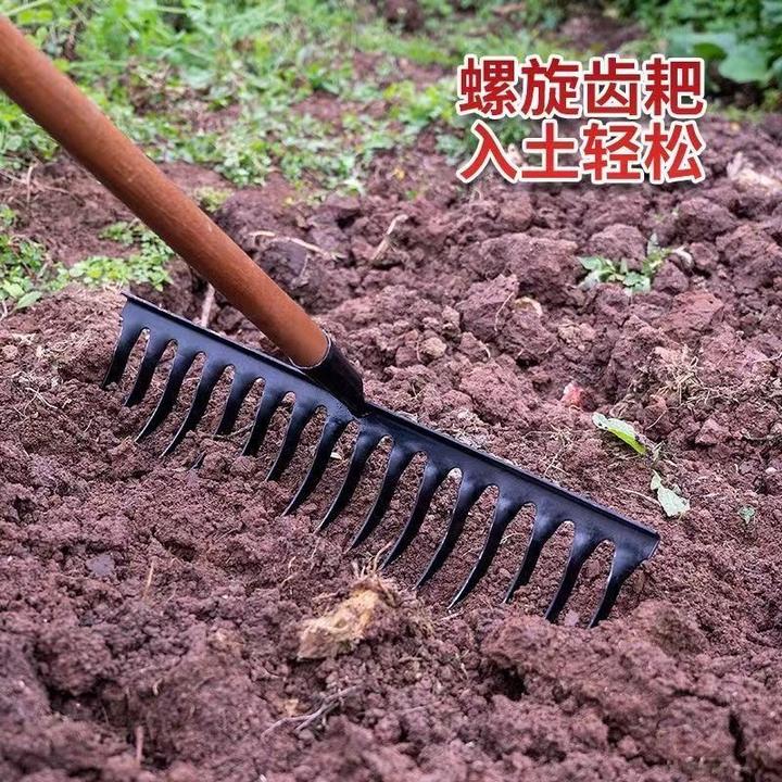 螺旋老式钉耙锰钢焊接农用多功能木柄园艺淬火耙子锻