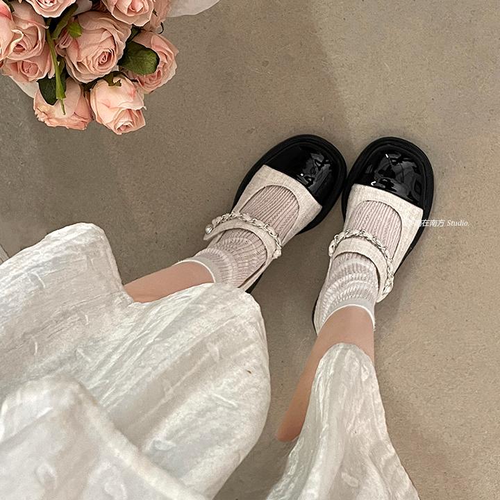 南在南方复古百搭小香风浅口圆头厚底2025新款春秋粗跟玛丽珍鞋