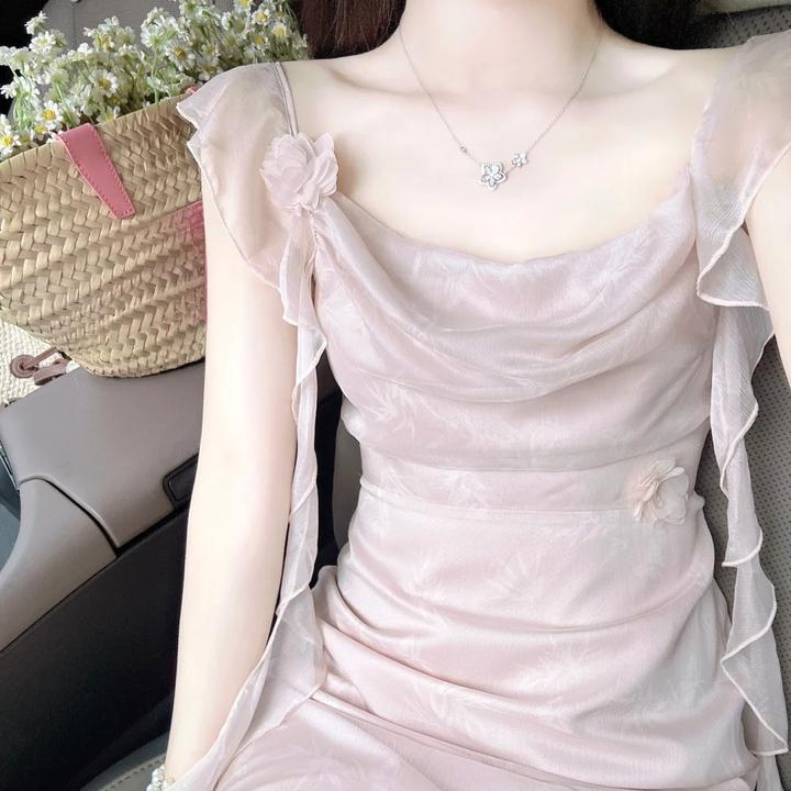 2024夏季新款法式粉色荷叶边连衣裙仙女裙收腰修身显瘦鱼尾长裙