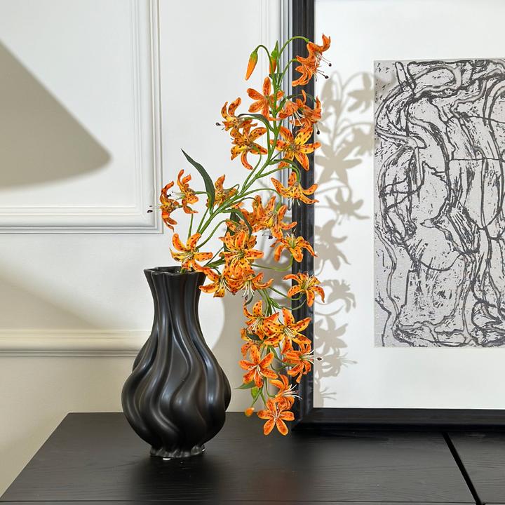 假花火焰小百合花仿真花花束高级感轻奢摆设装饰仿生摆件花艺餐桌