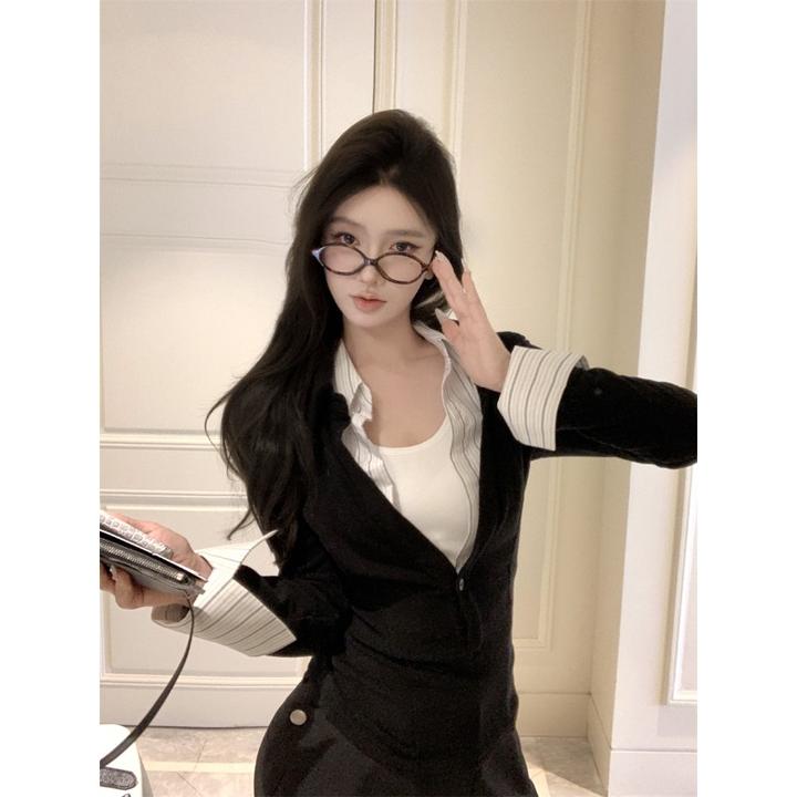 设计感假两件V领衬衫冬季气独特拼接长袖上衣辣妹性感显瘦衬衣女