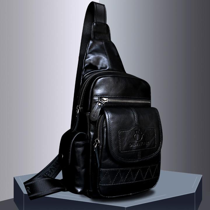 男士单肩包真皮大容量斜挎包胸包男头层牛皮软皮胸前包男包斜背包