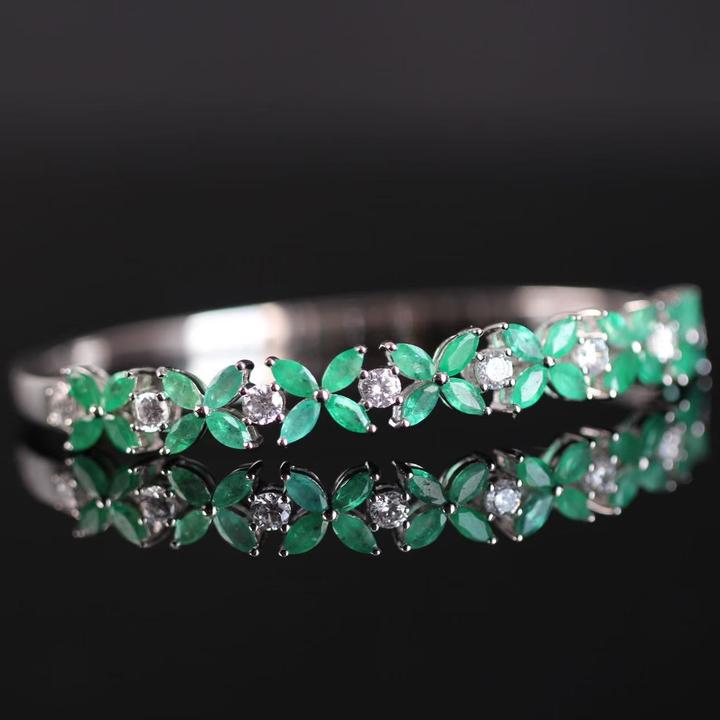 天然祖母绿手镯s925银镶满钻四花瓣花朵优雅精致奢华高级感设计款