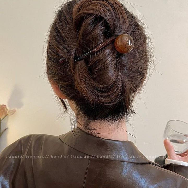 复古大气咖色珍珠一字抓夹女2024新款高级感扭扭发夹后脑勺鲨鱼夹