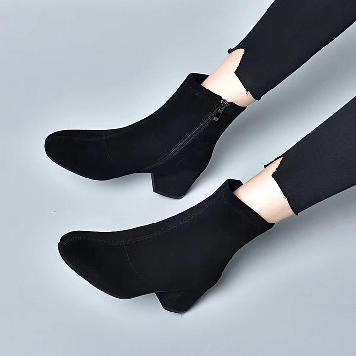 真皮磨砂短靴女中跟2025新款秋季单靴软底翻毛羊皮加绒冬季瘦瘦靴