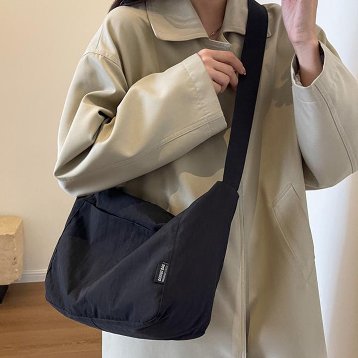 休闲包包女式2024新款时尚流行布包单肩包大容量斜挎包上课通勤包