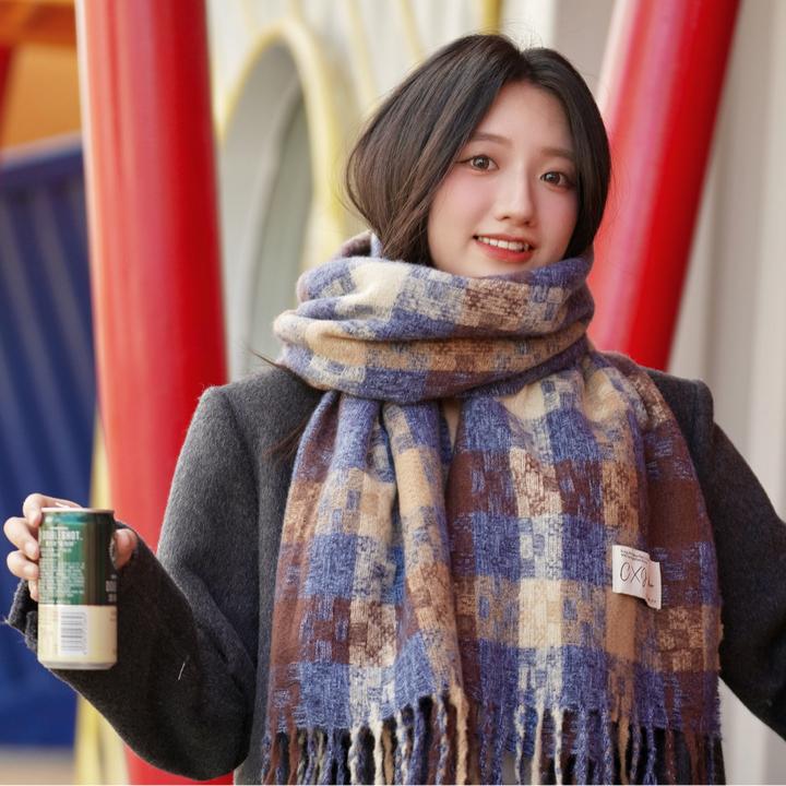 2024新品 秋冬氛围感格纹流苏保暖围巾男女情侣加厚长款围脖披肩