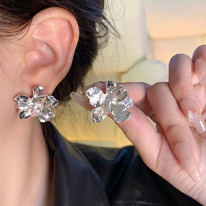 合金耳饰 冷淡风不规则立体花朵耳钉女小众百搭气质金属个性耳饰