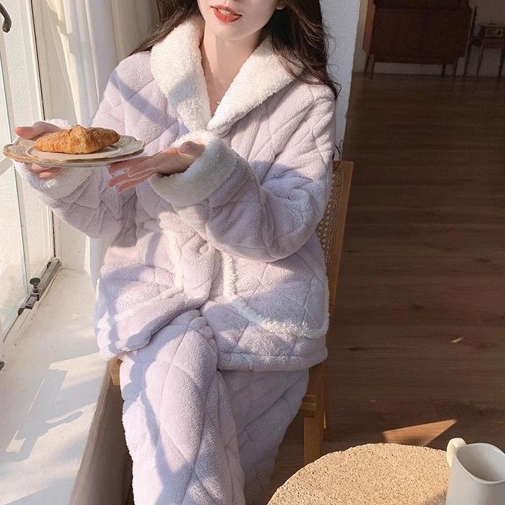 三层夹棉袄加厚翻领家居服套装冬季甜美可爱保暖珊瑚绒开衫睡衣女