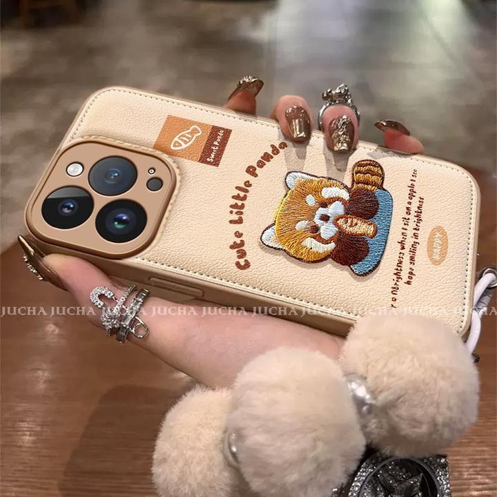 摸鱼小浣熊适用苹果16手机壳卡通可爱iPhone15pro新款14小众13/12