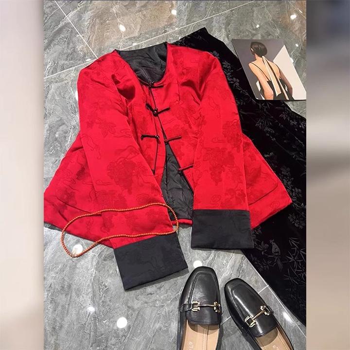 新中式国风女装盘扣上衣2024秋冬新款高级感复古新年红色夹棉外套