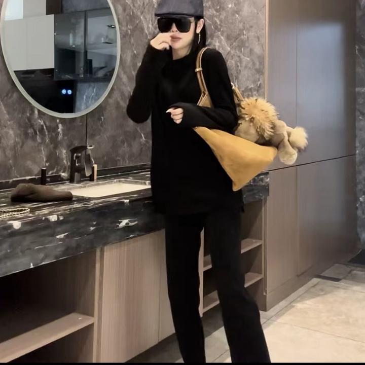 2025351秋冬时尚加厚洋气百搭慵懒风套装女减龄坑条喇叭裤两件套