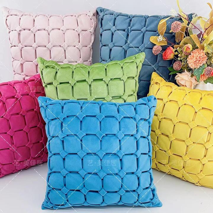 方钻枕时来运转元宝抱枕成品 直径40厘米左右天鹅绒面料