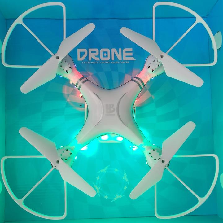 入门级彩灯款儿童无人机玩具6-12岁防摔耐撞遥控飞机生日礼物推荐