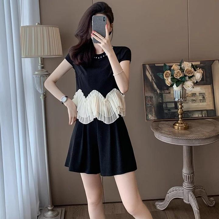 2024轻奢高级感休闲时尚套装女新款夏季小香风短袖上衣短裤两件套