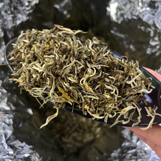 茉莉花茶四窨小银针