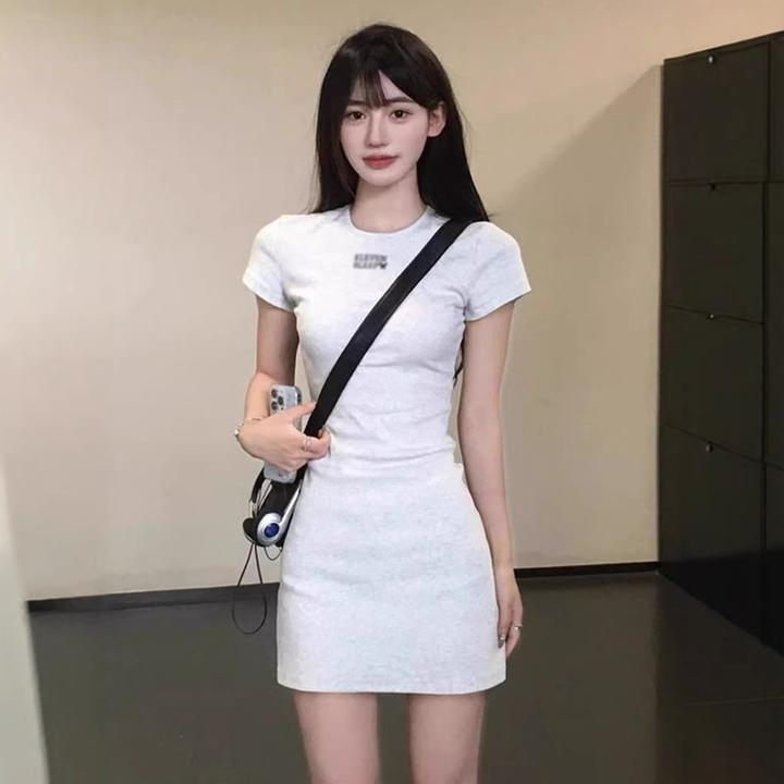 高腰甜辣妹收腰显瘦包臀短裙子韩系正肩短袖T恤连衣裙女夏季新款