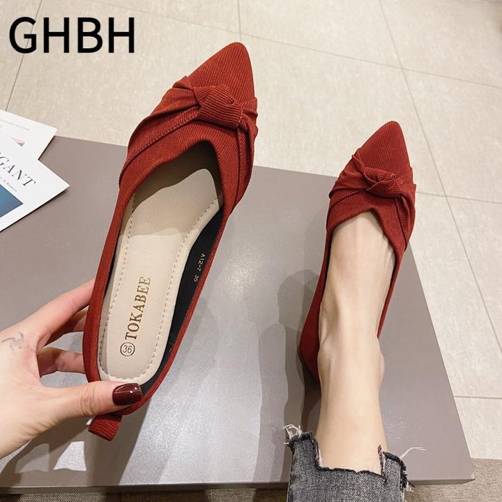 单鞋女2025秋款婚鞋红色尖头平底鞋敬酒新娘鞋秀禾鞋百搭女鞋子
