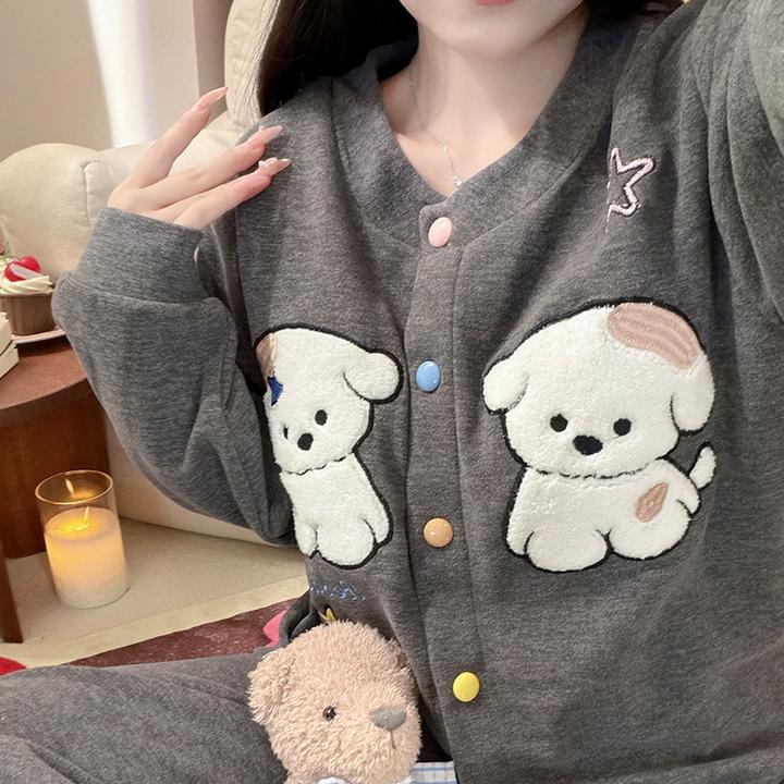 绵羊绒灰调狗狗带胸垫睡衣女秋冬季长袖可爱甜美保暖家居服套装
