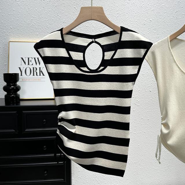 黑白条纹无袖针织衫女夏季时尚洋气减龄镂空小衫别致抽褶开叉上衣