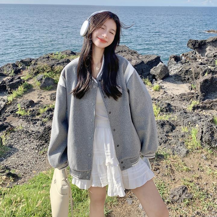 学院风灰色棒球服外套女春秋2025新款独特设计韩系减龄上衣爆款