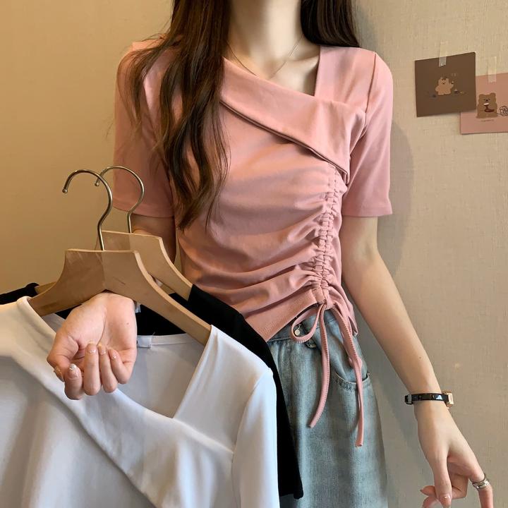 大码女装不规则抽褶上衣胖MM夏季新款v领修身显瘦短袖t恤潮设计感