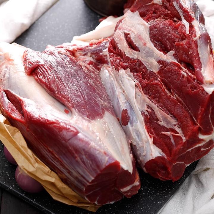 新鲜牛腱子肉原切黄牛肉牛腱子2斤生鲜腱子肉