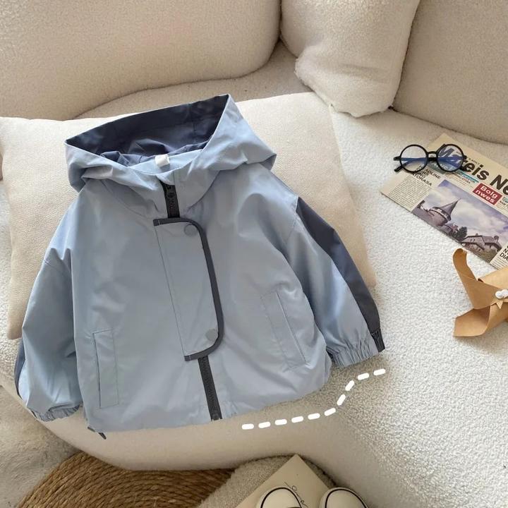 男童冲锋衣外套宝宝春季薄新款连帽夹克上衣男童户外徒步春装风衣