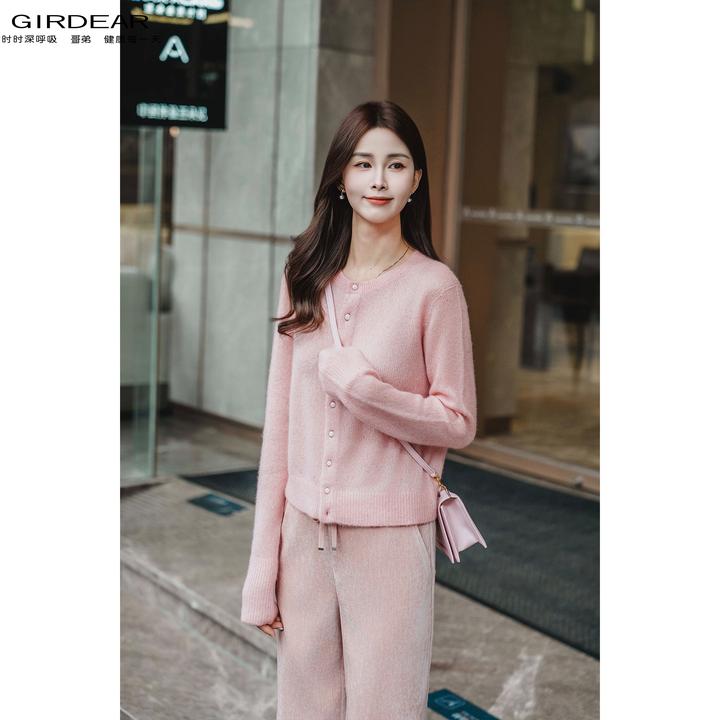 GIRDEAR/哥弟秋冬新款时尚气质简约圆领长袖针织衫长袖开衫148063