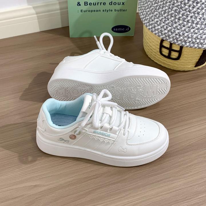 2026春季新款百搭布鞋蝴蝶结春季厚底学生板鞋小白鞋休闲板鞋圆头