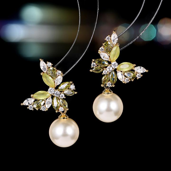 春夏新品仙甜美锆石蝴蝶耳环女银针时尚轻奢高级感