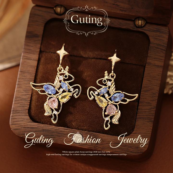 铜合金合成锆石耳饰 23068金色星星彩色小马耳环女高级感耳饰耳钉