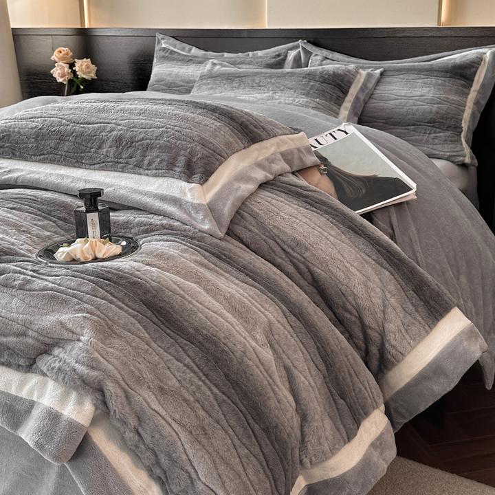 轻奢雕花被套牛奶绒床单四件套高级感不掉毛加绒加厚保暖床品套件