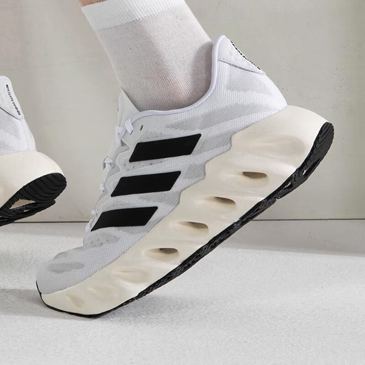 正品Adidas阿迪达斯男夏镂空底缓震舒适透气运动休闲跑步鞋ID1781