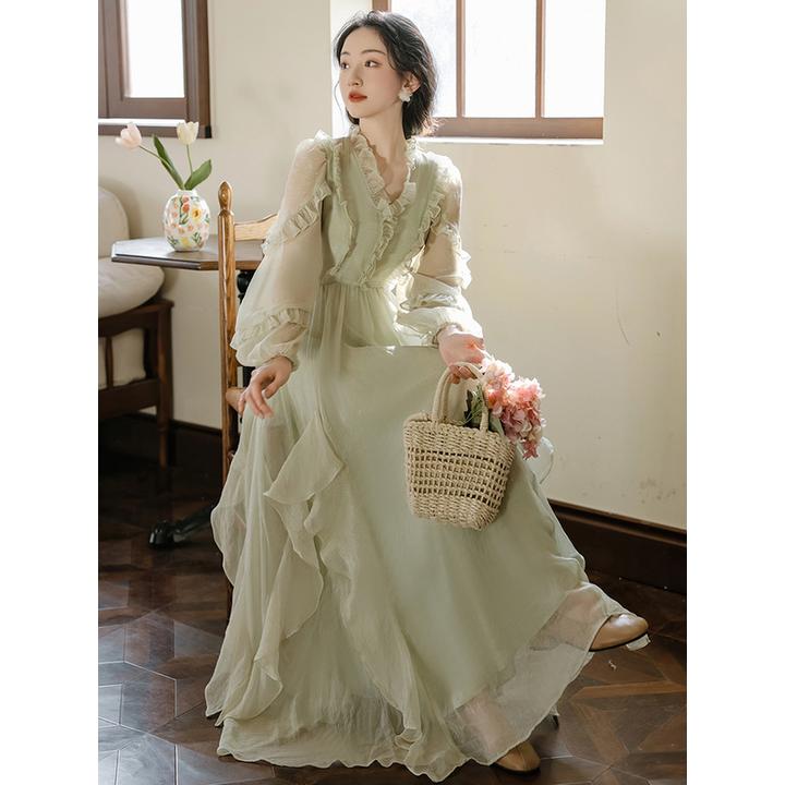 法式仙女裙薄荷绿重工荷叶边长袖连衣裙春秋季温柔度假风长裙仙气