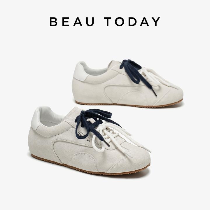 【BeauToday】乖巧圆头双色鞋带俏皮德训鞋女2025新款内增高阿甘鞋