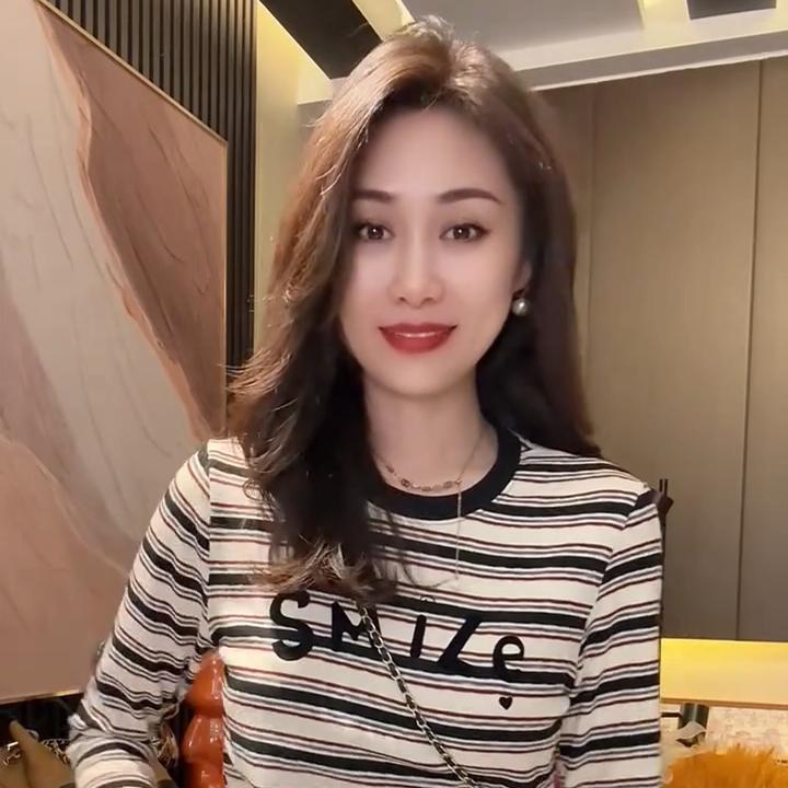 正肩拼色条纹长袖t恤女2025新款爆款时尚百搭上衣打底衫春秋冬季