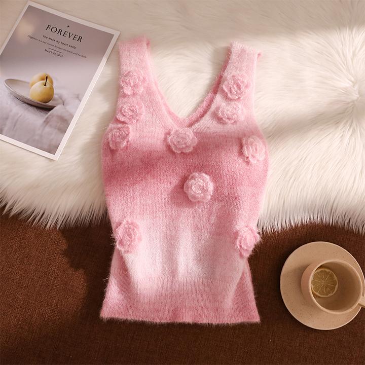 法式甜辣立体花朵毛绒吊带背心女秋冬内搭性感V领美背打底针织衫