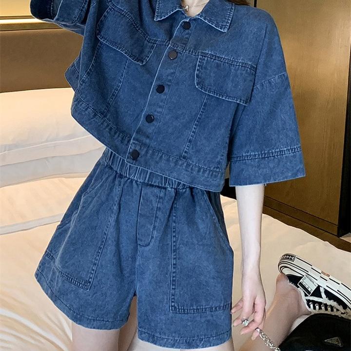 2025年夏季新款高级感炸街洋气显瘦时尚小个子牛仔短裤两件套装女