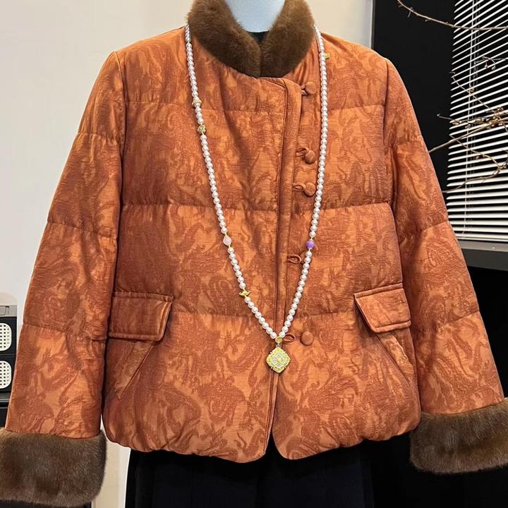 妈妈新中式国风鸭绒羽绒服冬季新款中年女装高贵复古外套2025新款