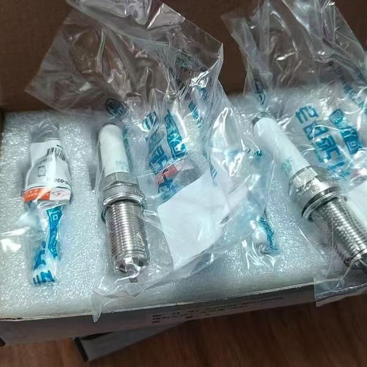 解放锡柴发动机火花塞  点火线圈