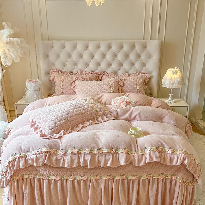 冬季少女加厚牛奶绒四件套公主风双面毛绒珊瑚绒花边被套夹棉床盖