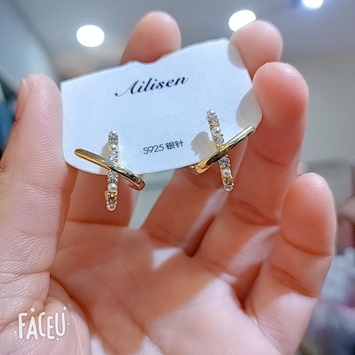 925银仿水晶耳饰 纯银针防过敏耳钉简约款时尚百搭个性耳饰女耳环